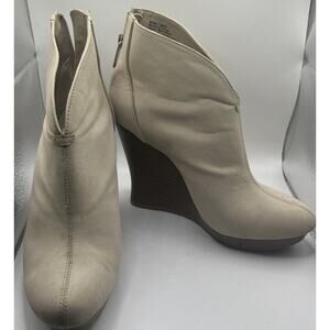 Women's Jennifer Lopez Reena Natural Wedge Bootie Heels Size: 7.5MED 143285